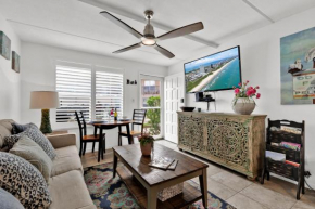 Beachside Bungalow: Surfside I #104